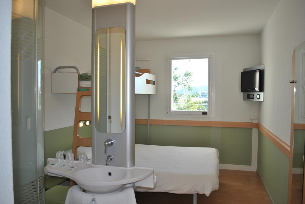 Ibis Budget Loriol Le Pouzin Luaran gambar