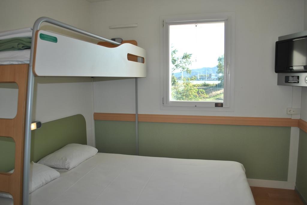 Ibis Budget Loriol Le Pouzin Luaran gambar