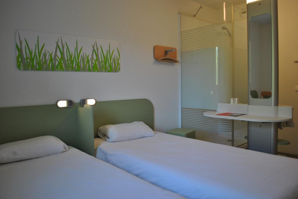 Ibis Budget Loriol Le Pouzin Luaran gambar