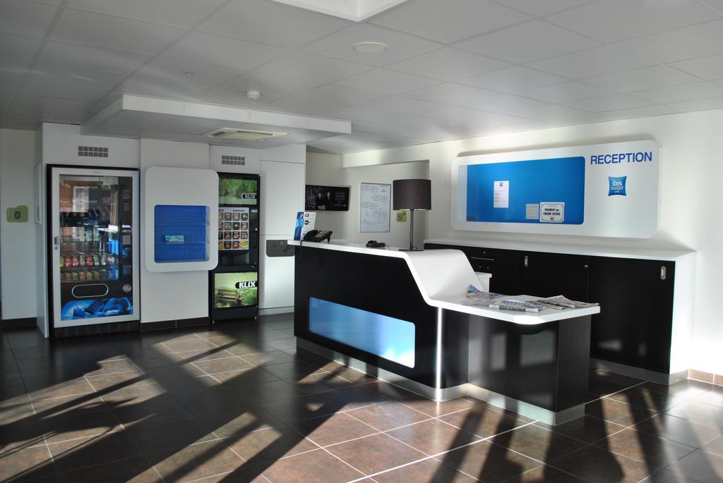 Ibis Budget Loriol Le Pouzin Luaran gambar