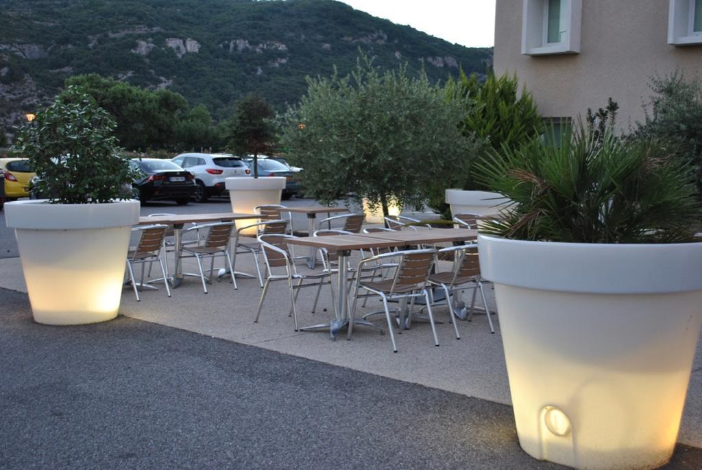 Ibis Budget Loriol Le Pouzin Luaran gambar
