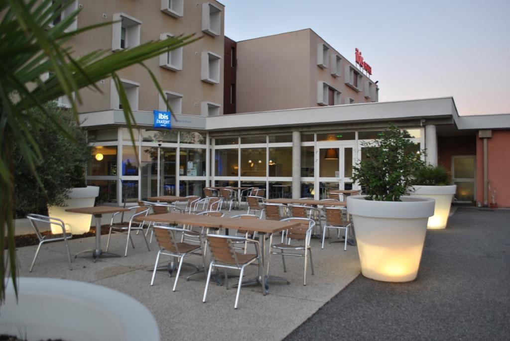 Ibis Budget Loriol Le Pouzin Luaran gambar